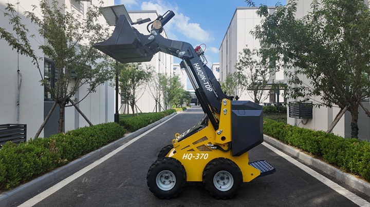 wolf mini charger with CE, RUNNER 1000 RADLADER for sales, bobcat mini loader using way