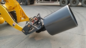 Mixing tank and bucket